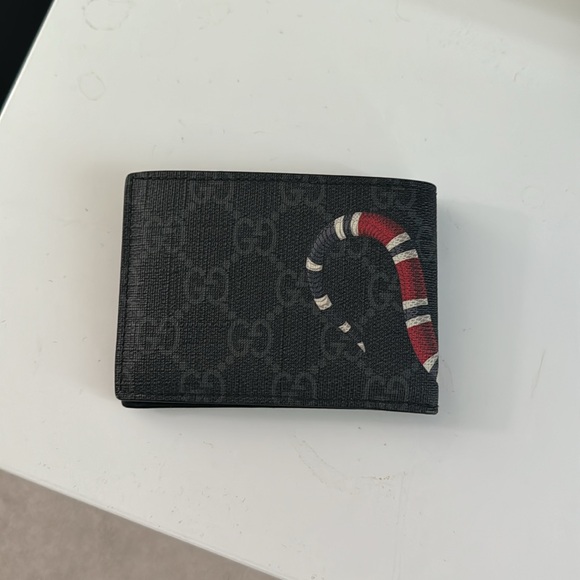 GUCCI KINGSNAKE PRINT GG SUPREME WALLET - Picture 2 of 7
